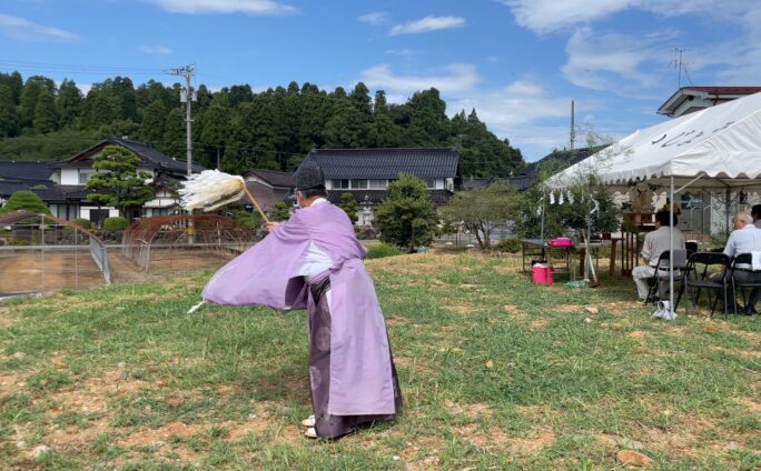 富山と暮らす　富崎の家　“地鎮祭を執り行いました”