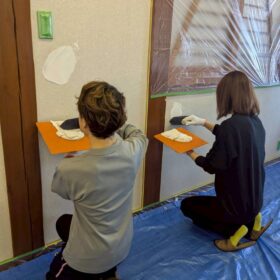 今日は塗り壁体験!